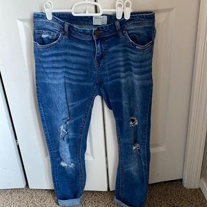 Buckle jeans